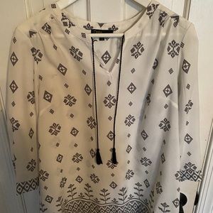 Beautiful blouse in excellent condition